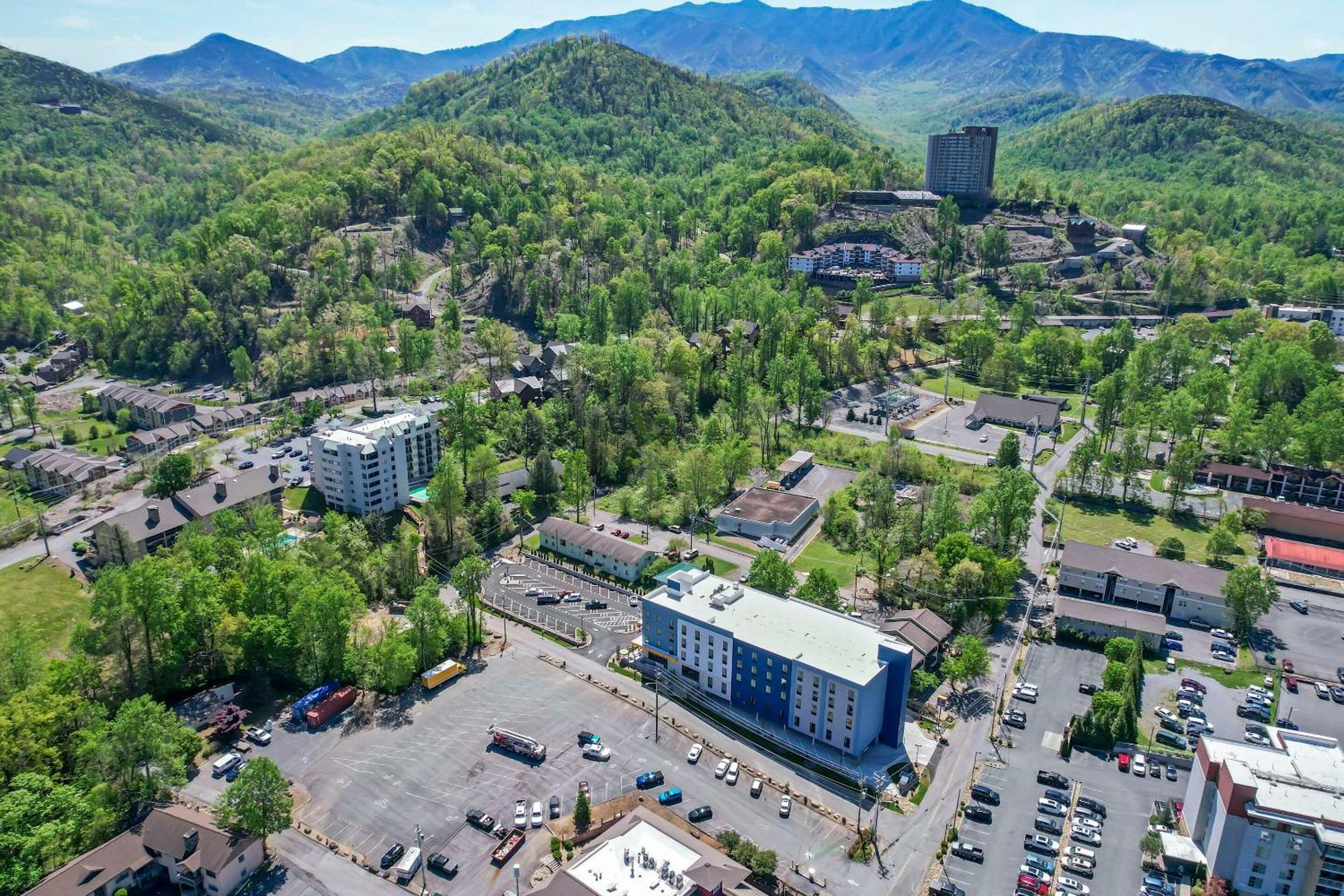 Comfort Suites Gatlinburg Downtown-Convention Center Bagian luar foto