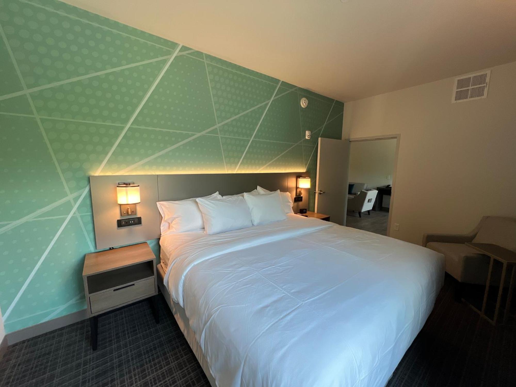 Comfort Suites Gatlinburg Downtown-Convention Center Bagian luar foto