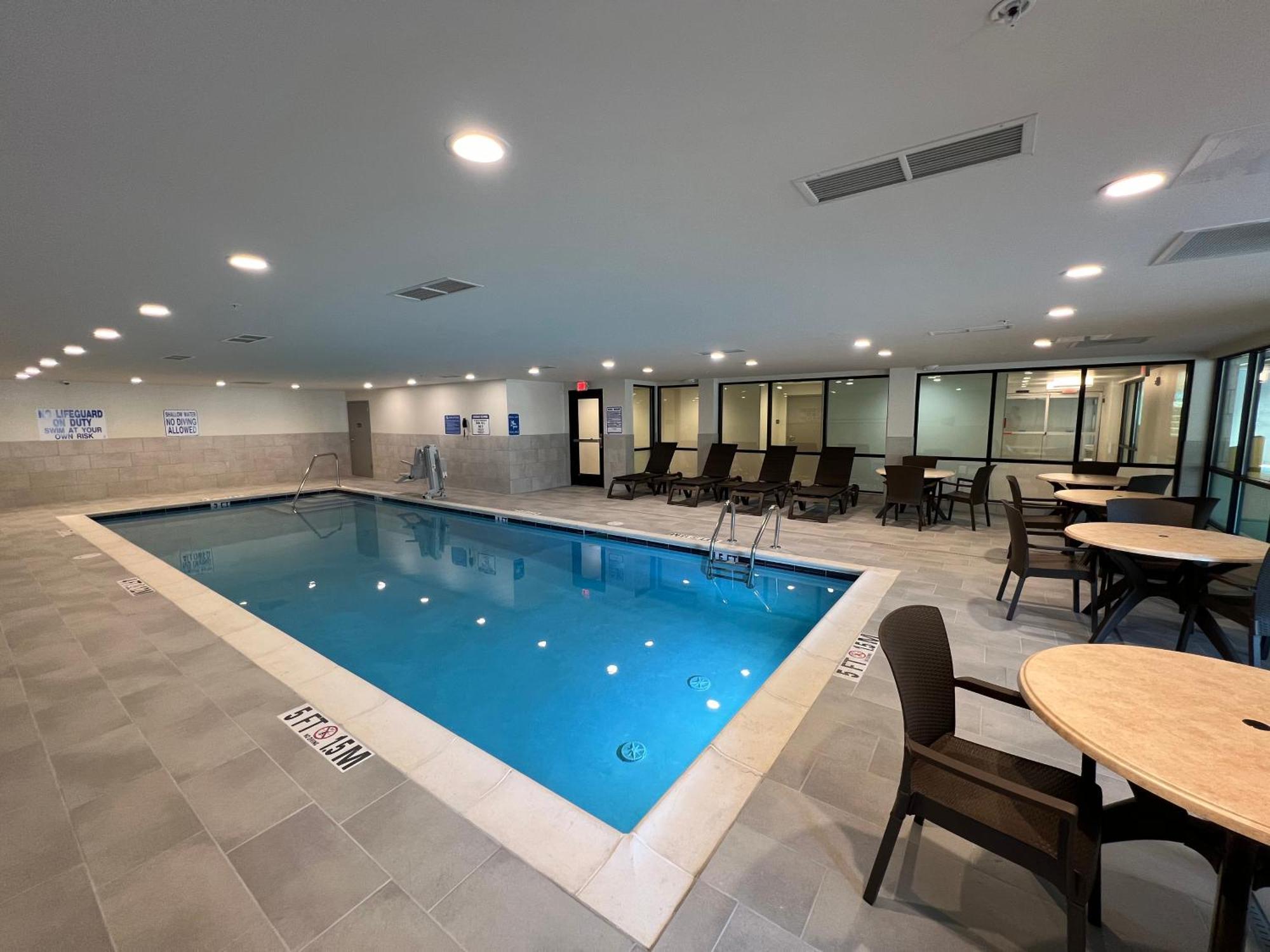 Comfort Suites Gatlinburg Downtown-Convention Center Bagian luar foto